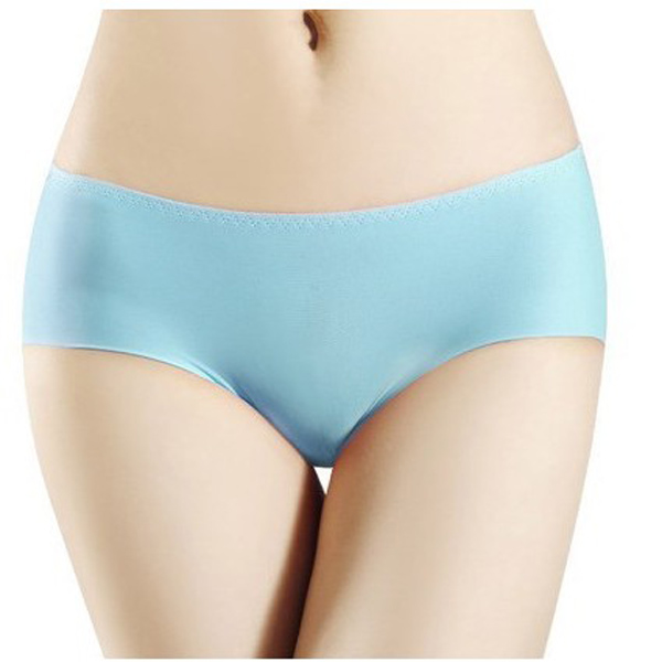 Women Ice Silk Seamless Panties Ladies Sexy Briefs Breathable Underwear