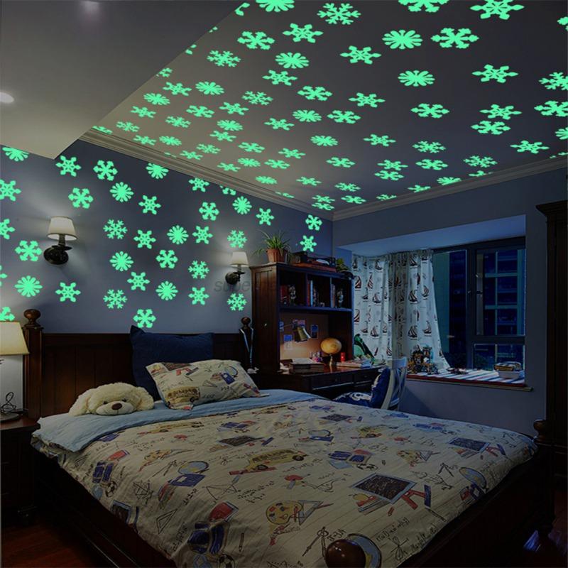 New Snowflake Wall Ceiling Glow In The Dark Decals Kid Rooms